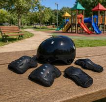 Kit Proteção e capacete Infantil Completo 7 peças - Preta