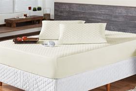 Kit protetor de colchão impermeável matelado queen+ saia box Kit protetor de colchão impermeável matelado queen+ saia box
