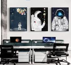 kit Quadro Decorativo 3 Peças 60x 40 Astronauta Planetas