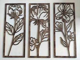 Kit Quadro Decorativo Vazado Flores Cartoon em MDF Betume da Judéia Kit Quadro Decorativo Vazado Flores Cartoon em MDF Betume da Judéia