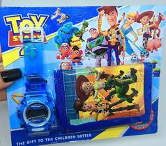 Kit Relógio de Pulso Infantil Digital Sport Silicone Ajustável + Carteira Personagem Desenho Toy Story para Criança