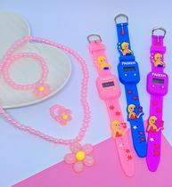 Kit Relógio Infantil Digital Menina Silicone Desenho 3D Minnie Mickey Frozen + Conjunto Colar e Brincos Anel Miçangas