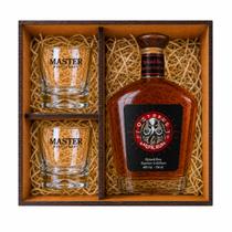 Kit Rum Spiced + 2 Copos 250ml + Caixa Premium Presenteável Kit Rum Spiced + 2 Copos 250ml + Caixa Premium Presenteável