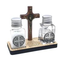 Kit Sacramental De São Bento - Água Sal E Crucifixo Kit Sacramental De São Bento - Água Sal E Crucifixo