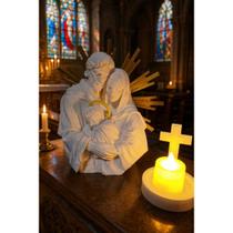 Kit Sagrada Família com Crucifixo Iluminado e Vela de LED - Escultura 3D