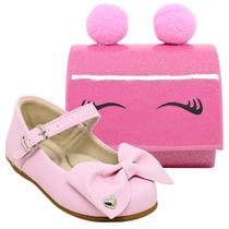 Kit Sapatilha Infantil Menina De Laço Dourada E Bolsa Criança De Pompom Moderna Estilosa Delicada Kit Sapatilha Infantil Menina De Laço Dourada E Bolsa Criança De Pompom Moderna Estilosa Delicada