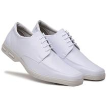 Kit Sapato Social Branco Conforto Enfermeiro + Cinto + Meia Kit Sapato Social Branco Conforto Enfermeiro + Cinto + Meia