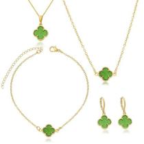 Kit Semijoias Trevo 4 Folhas Verde Conjunto Choker Gargantilha Pulseira e Brinco Banhado a Ouro 18K Kit Semijoias Trevo 4 Folhas Verde Conjunto Choker Gargantilha Pulseira e Brinco Banhado a Ouro 18K