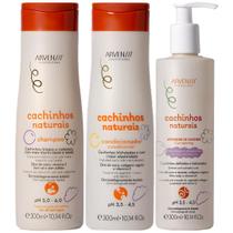 Kit Shampoo Condicionador Ativador Arvensis Cachinhos Naturais Linha Infantil Vegano Sem Sulfato Kit Shampoo Condicionador Ativador Arvensis Cachinhos Naturais Linha Infantil Vegano Sem Sulfato