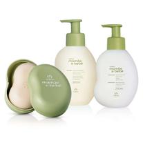 Kit Shampoo, Condicionador e Sabonete em Barra c/ Saboneteira Mamãe e Bebê - Natura Kit Shampoo, Condicionador e Sabonete em Barra c/ Saboneteira Mamãe e Bebê - Natura