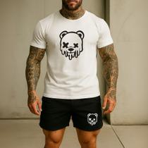 Kit Short Tactel Elastano Estampado Urso E Camiseta Masculina Algodão 30.1 Conjunto 2 Peças Kit Short Tactel Elastano Estampado Urso E Camiseta Masculina Algodão 30.1 Conjunto 2 Peças