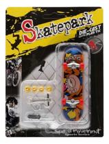 Kit Skatepark Com Skate de Dedo, Ferramentas e Rodinhas