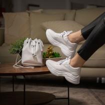 Kit Sneaker Tênis feminino Chunky sola alta com bolsa saco transversal Kit Sneaker Tênis feminino Chunky sola alta com bolsa saco transversal