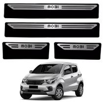 Kit Soleira Em Aço Inox Baixo Relevo Fiat Mobi todos os anos Kit Soleira Em Aço Inox Baixo Relevo Fiat Mobi todos os anos