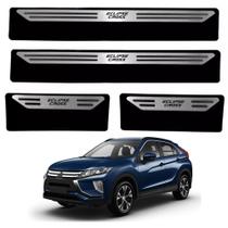 Kit Soleira Em Aço Inox Baixo Relevo Mitsubishi Eclipse Cross todos os anos