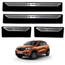 Kit Soleira Em Aço Inox Baixo Relevo Renault Kwid todos os anos Kit Soleira Em Aço Inox Baixo Relevo Renault Kwid todos os anos