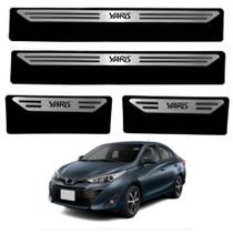 Kit Soleira Em Aço Inox Baixo Relevo Toyota Yaris todos os anos Kit Soleira Em Aço Inox Baixo Relevo Toyota Yaris todos os anos