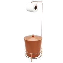 Kit Suporte Porta Papel Higiênico Com Lixeira 5L Tampa Cesto Lixo Rose Gold Chão Banheiro - AMZ Kit Suporte Porta Papel Higiênico Com Lixeira 5L Tampa Cesto Lixo Rose Gold Chão Banheiro - AMZ