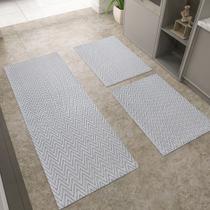 Kit Tapete de Cozinha Artesanal 2 e 3 Peças Chevron Minimalista com Passadeira e Capacho Antiderrapante Rústico Cru Cinza Kit Tapete de Cozinha Artesanal 2 e 3 Peças Chevron Minimalista com Passadeira e Capacho Antiderrapante Rústico Cru Cinza