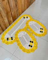 Kit Tapete e Passadeira Cozinha Oval 3 Peças Bico Leque Flor Crochê Artesanal