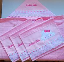 Kit Toalha De Banho + Toalhinhas De Boca Aveludada - 04 Peças Nuvem Kit Toalha De Banho + Toalhinhas De Boca Aveludada - 04 Peças Nuvem