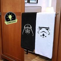 Kit Toalhas de Banho Vader Fluorescente e Trooper
