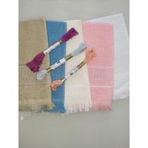 Kit toalhinha de visita para bordar c/ 3 linha e 1 agulha para bordar Kit toalhinha de visita para bordar c/ 3 linha e 1 agulha para bordar