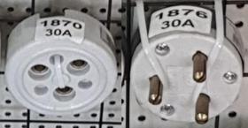 KIT Tomada De Louça Macho E Fêmea 30a (3 pinos) KIT Tomada De Louça Macho E Fêmea 30a (3 pinos)