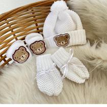 Kit Touca Sapatinho e Luvas de tricô para Bebê Ursinho antiletárgico Kit Touca Sapatinho e Luvas de tricô para Bebê Ursinho antiletárgico