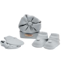 Kit trico recém nascido - sapato luva e touca cor cinza - tamanho rn 1005 - fio de amor Kit trico recém nascido - sapato luva e touca cor cinza - tamanho rn 1005 - fio de amor