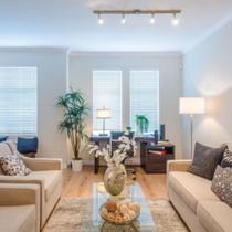 Kit Trilho Eletrificado 1m 4 Spots Led 10w Branco Luz Frio 6000k Kit Trilho Eletrificado 1m 4 Spots Led 10w Branco Luz Frio 6000k