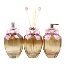 Kit Trio Vidro Saboneteira Difusor de Varetas e Home Spray Kit Trio Vidro Saboneteira Difusor de Varetas e Home Spray