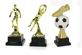 Kit Trofeu 3x1 Futebol Artilheiro Goleiro Chuteira 600023 - Vitória Kit Trofeu 3x1 Futebol Artilheiro Goleiro Chuteira 600023 - Vitória