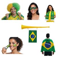 Kit Unissex Torcida Brasil Copa Do Mundo Completo Com Bandeira Vestir Peruca Óculos Cachecol Vuvuzela Tinta Facial Kit Unissex Torcida Brasil Copa Do Mundo Completo Com Bandeira Vestir Peruca Óculos Cachecol Vuvuzela Tinta Facial