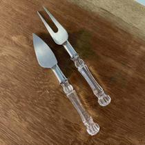 Kit Utensílios Para Queijos Lâminas de Inóx com Cabo de Acrílico - 4 Peças Kit Utensílios Para Queijos Lâminas de Inóx com Cabo de Acrílico - 4 Peças