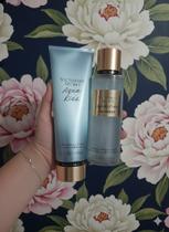 Kit Victoria's Secret Aqua Kiss - Body Splah 250ml + Hidratante Corporal 236ml Kit Victoria's Secret Aqua Kiss - Body Splah 250ml + Hidratante Corporal 236ml