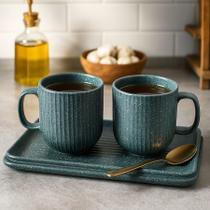 Kit Xícaras para Chá com Bandejas Tuut Cerâmica Verde 4pçs Design Canelado Kit Xícaras para Chá com Bandejas Tuut Cerâmica Verde 4pçs Design Canelado