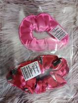 Kit xuxinha de cetim infantil.