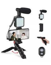 Kit Youtuber Live Tripé para Celular Suporte Led, Microfone Com Controle Bluetooth AY-49