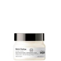 L'Oréal Professionnel Metal Detox - Máscara Capilar 250ml L'Oréal Professionnel Metal Detox - Máscara Capilar 250ml