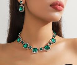 L19107-Conjunto Feminino Colar e Brinco Esmeralda Quadrado Strass Zirconia Moderno Festa Formatura Casal Delicado Luxo