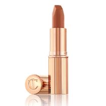 Labial Matte Revolution de Charlotte Tilbury de Larga Duración Labial Matte Revolution de Charlotte Tilbury de Larga Duración