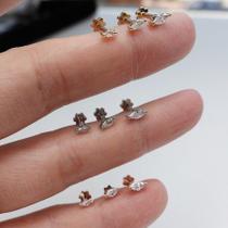 Labret em ouro 18k com navetes minimalista e fechamento push pin