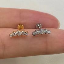 Labret titânio cascata small - zircônias dourado Labret titânio cascata small - zircônias dourado