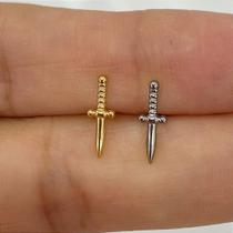 Labret titânio punhal com rosca interna e processo pvd