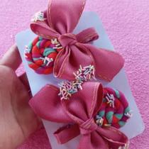 Laços em estampa granulado Laços em estampa granulado