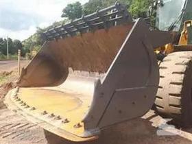 Lamina T379840 Borda Em V Truncada Carregadeira John Deere 644 1.1/2" Lamina T379840 Borda Em V Truncada Carregadeira John Deere 644 1.1/2"