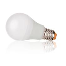 Lâmpada LED bulbo dimerizável Luminatti E27 127V 10W 2700K amarela 803lm