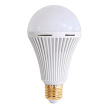 Lâmpada LED de Emergência 15W Bivolt Bateria Portátil Onistek ON-LU113 Lâmpada LED de Emergência 15W Bivolt Bateria Portátil Onistek ON-LU113
