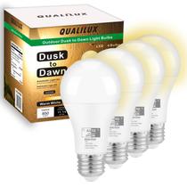 Lâmpadas LED Qualilux Dusk to Dawn 9,5 W 850 lm, pacote com 4